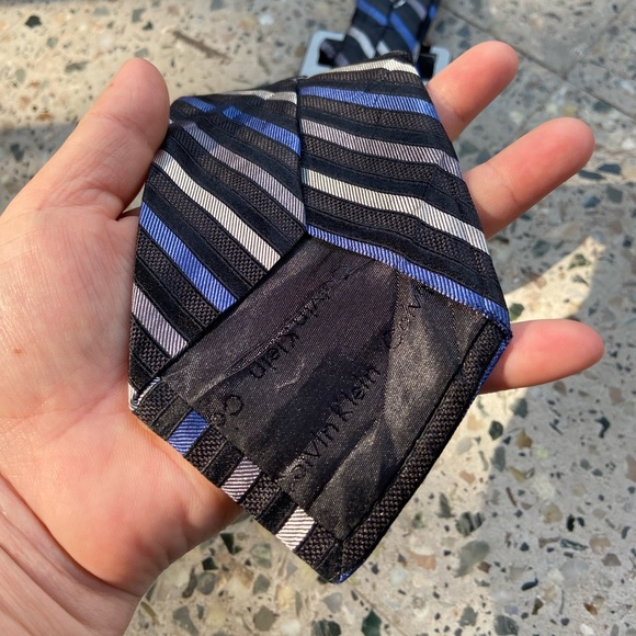 Calvin Klein Men’s Neck Tie - Picture 5 of 5
